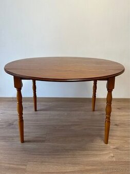 Rozkládací jídelní kulatý stůl z masivu