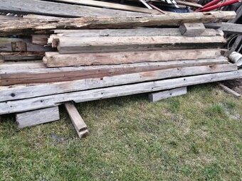 Trámy z stodoly