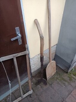 Lopata stará sekáč na obilí pila