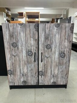 Skříňka / komoda – skladem