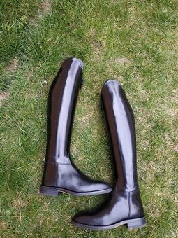 Nové drezurní vysoké jezdecké boty Cassini