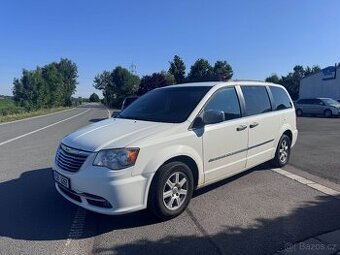 Chrysler Town Country 3,6 V6 RT El dveře 2011 DPH
