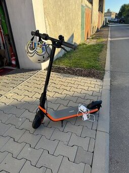Dětská elektrická koloběžka