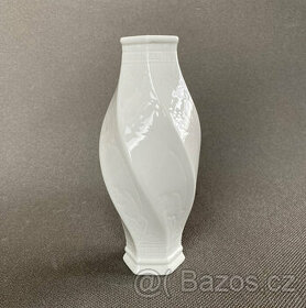 Royal Dux Porcelánová kroucená váza 17 cm