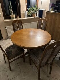Stůl kulatý rozkládací a 6 židlí - masivní dřevo