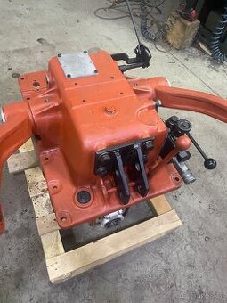 Opravy hydraulik a rozvaděčů Zetor