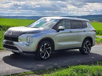 Mitsubishi Outlander 2022