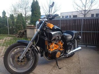 Yamaha V MAX
