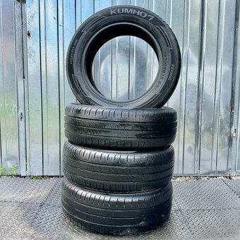 185/60/15 - Kumho letní sada pneu