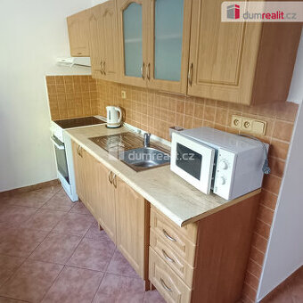 pronájem bytu o dispozici 2+1 po kompletní rekonstrukci, ul.