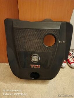 Seat Leon kryt motoru
