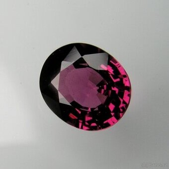 Granát-Rhodolit- obál kombi. - 1,32 ct.