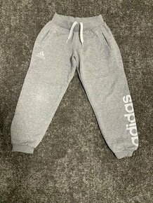 Tepláky Adidas vel.110 - 1