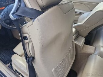 KOUPIM záda přední levé sedačky v béžové barvě na e46 cabrio
