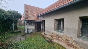 Prodej rodinného domu 187 m2 /G na pozemku 1149 m2, Zlonice