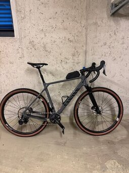 Gravel kolo Canyon Grizl CF SL 8 Trail