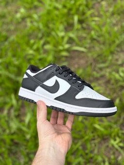 Nike dunk low panda 43