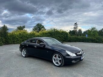 Mercedes-Benz CLS 550 (M273 7G-Tronic Speedshift), benzín