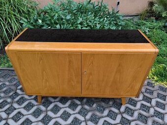 Retro komoda B. Landsman a H. Nepožitek - 60. léta
