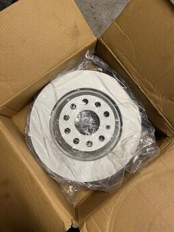 Nové lakované kotouče bosch 0986479303