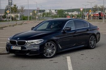 BMW Rad 5 530d xDrive A/T