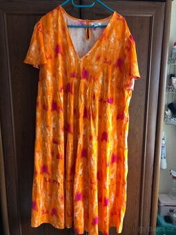 Šaty, vel. 52