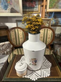 Starší smaltovaná konvice Bonyhád 38cm