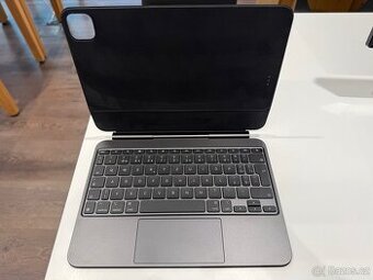 Apple Magic Keyboard pro iPad pro 11” 2024-černá