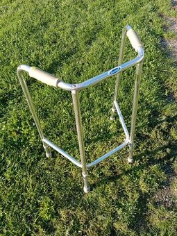 Chodítko pro seniory