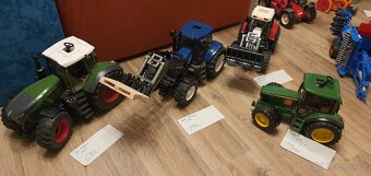 Sbírka BRUDER  zemědělská technika