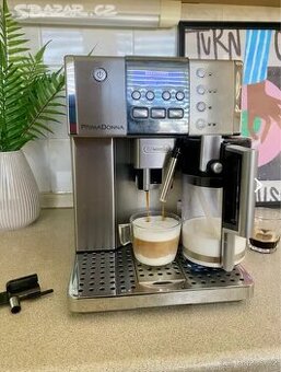 Kávovar DeLonghi Primadonna ESAM 6620