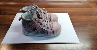 Kotníkové boty vel 24