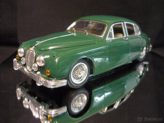 Jaguar Mark II Maisto 1/18