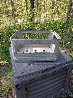 6 ks stará kovová bedna původně mlékařská