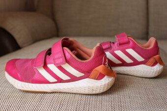 Tenisky Adidas pro holčičku - vel. 35