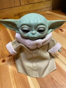 Baby Yoda figurka se zvuky