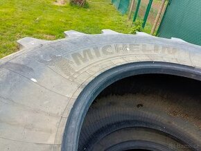 Prodám pneu Michelin 650/85R38