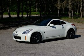 Nissan 350Z, V6, 316 koní, manual, 60 000 km