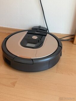 iRobot Roomba série 900 zlatý