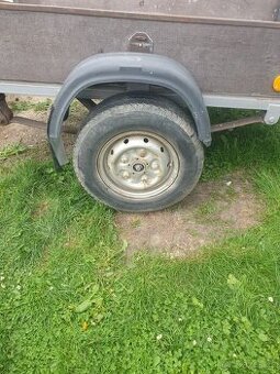 koupím plechový disk 5 1/2 J x 14x60 5dira ford transit