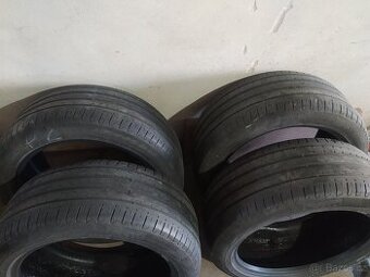 Pirelli scorpion verde 255/45 R19