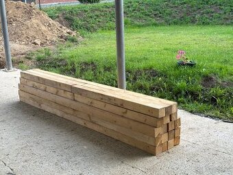18x hranol 100x100x3000, konstrukční stavební dřevo, smrk