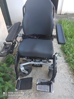 Elektrický invalidní vozík