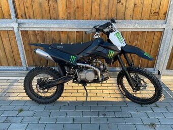 Stomp Z3-140 - 1