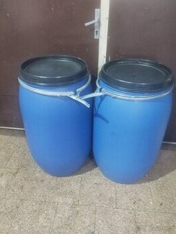 Plastové sudy 200 l na kvas