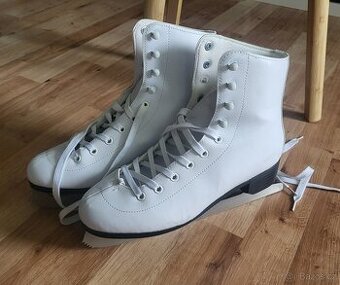 Damske ledni brusle vel.41
