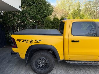 Original Mopar skladaci kryt na korbu RAM 1500