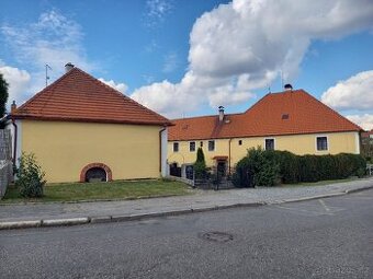 Prodej vícegeneračního domu 1476 m², pozemek 3410 m² Týn nad
