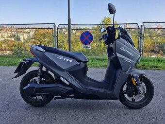 Horwin SK3 - předváděcí skútr