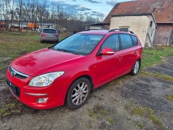 Hyundai i30cw 1.6 crdi 66kw 90ps